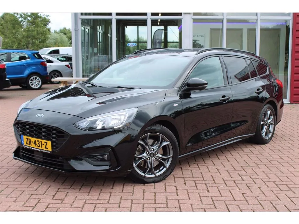 Ford Focus (2019) — foto 1
