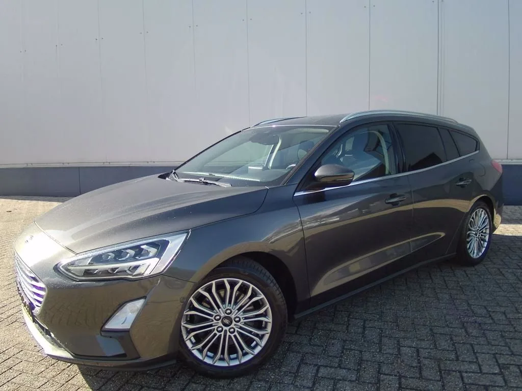 Ford Focus (2019) — foto 1