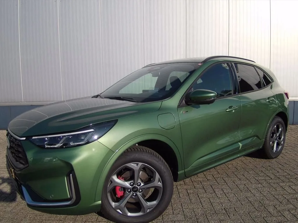 Ford Kuga (2025) — foto 1