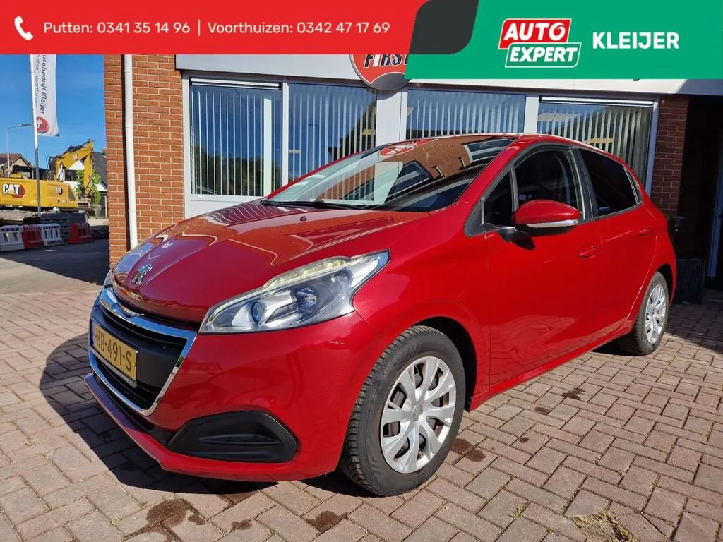 Peugeot 208 (2015) — foto 1