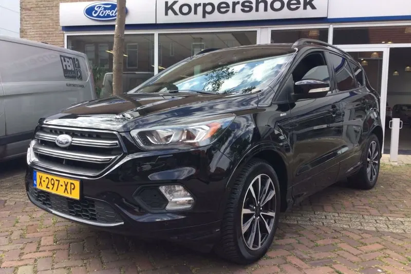 Ford Kuga (2017)