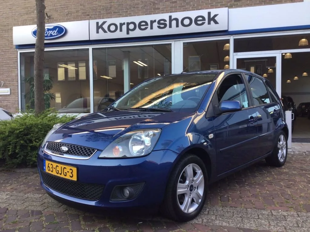 Ford Fiesta (2008) — foto 1