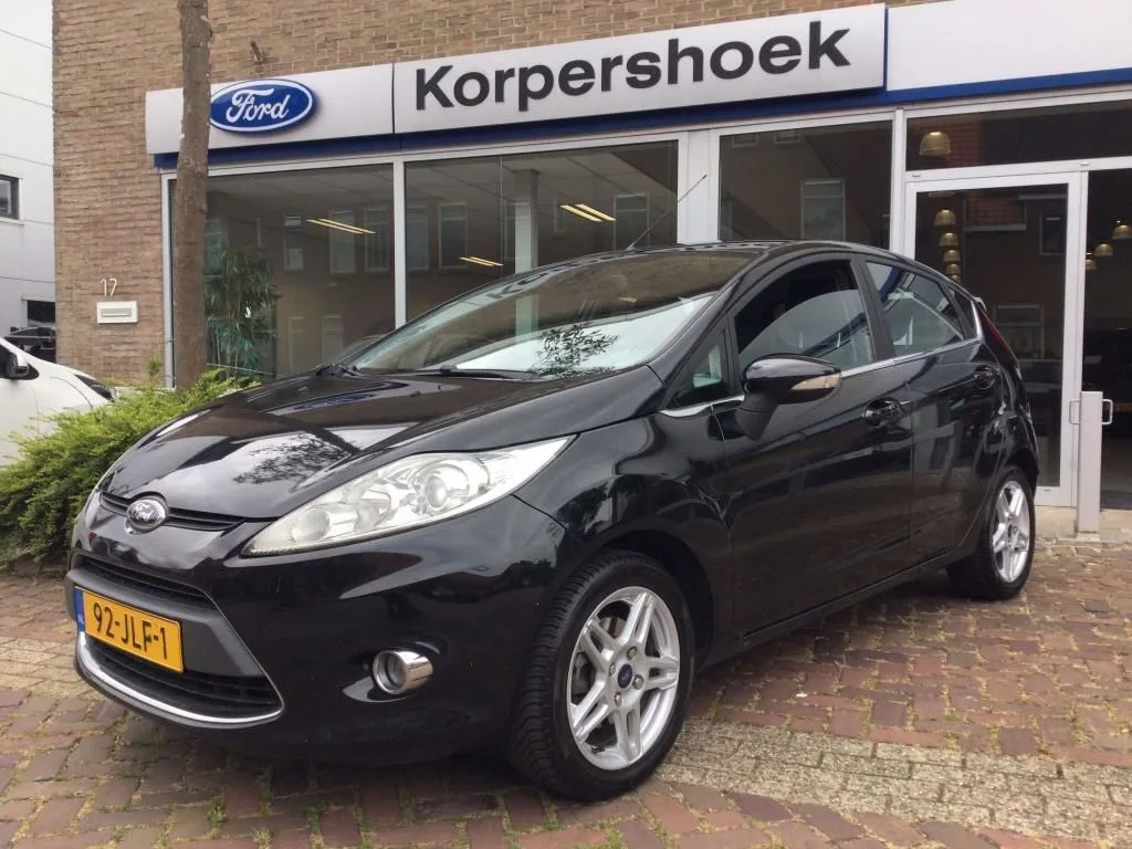Ford Fiesta (2009) — foto 1