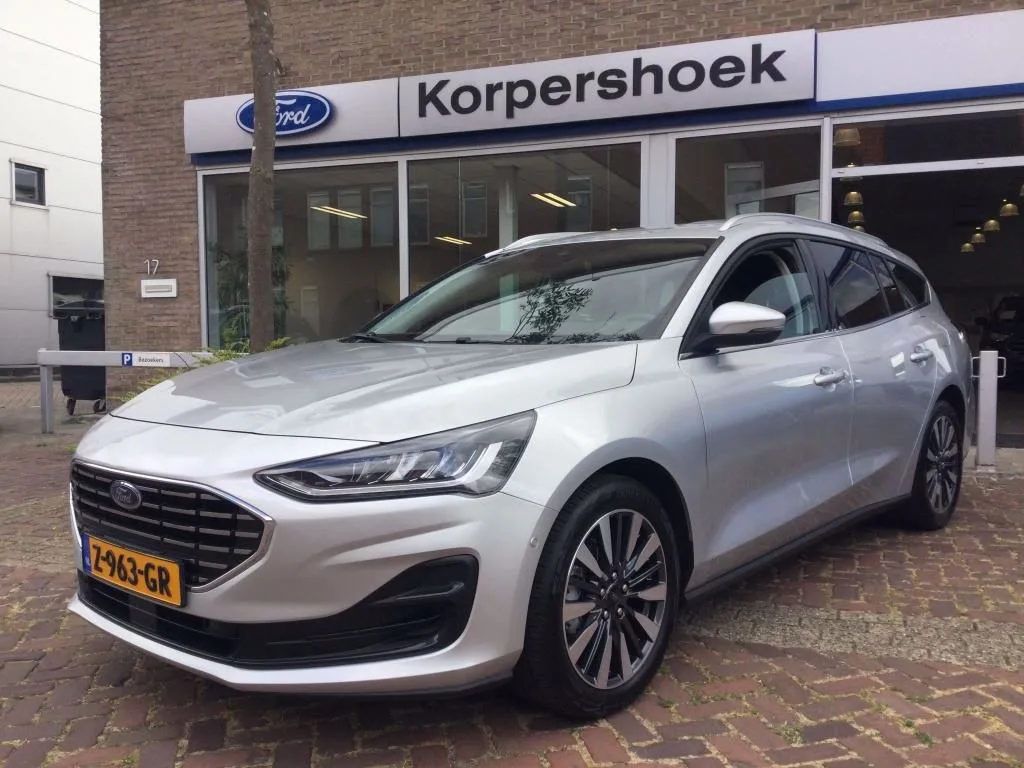 Ford Focus (2024) — foto 1