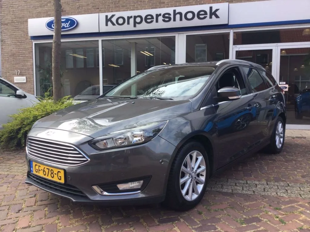 Ford Focus (2015) — foto 1
