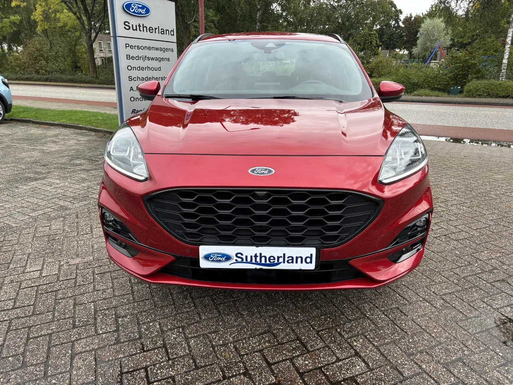 Ford Kuga (2023) — foto 1
