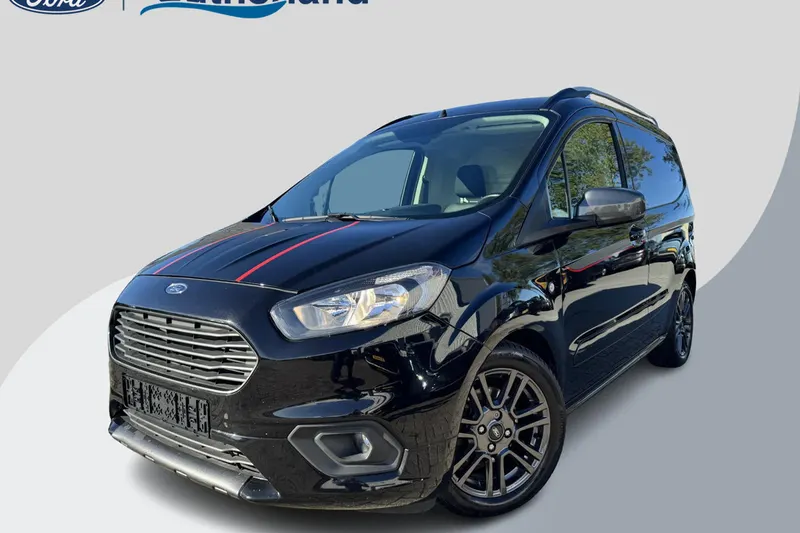 Ford Transit Courier (2023)