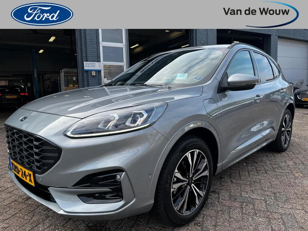 Ford Kuga (2024) — foto 1