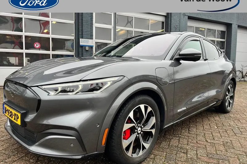 Ford Mustang (2021)