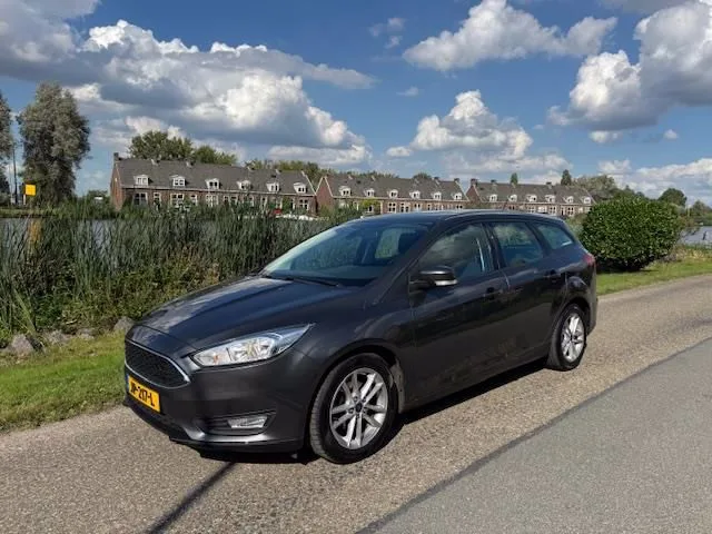 Ford Focus (2015) — foto 1