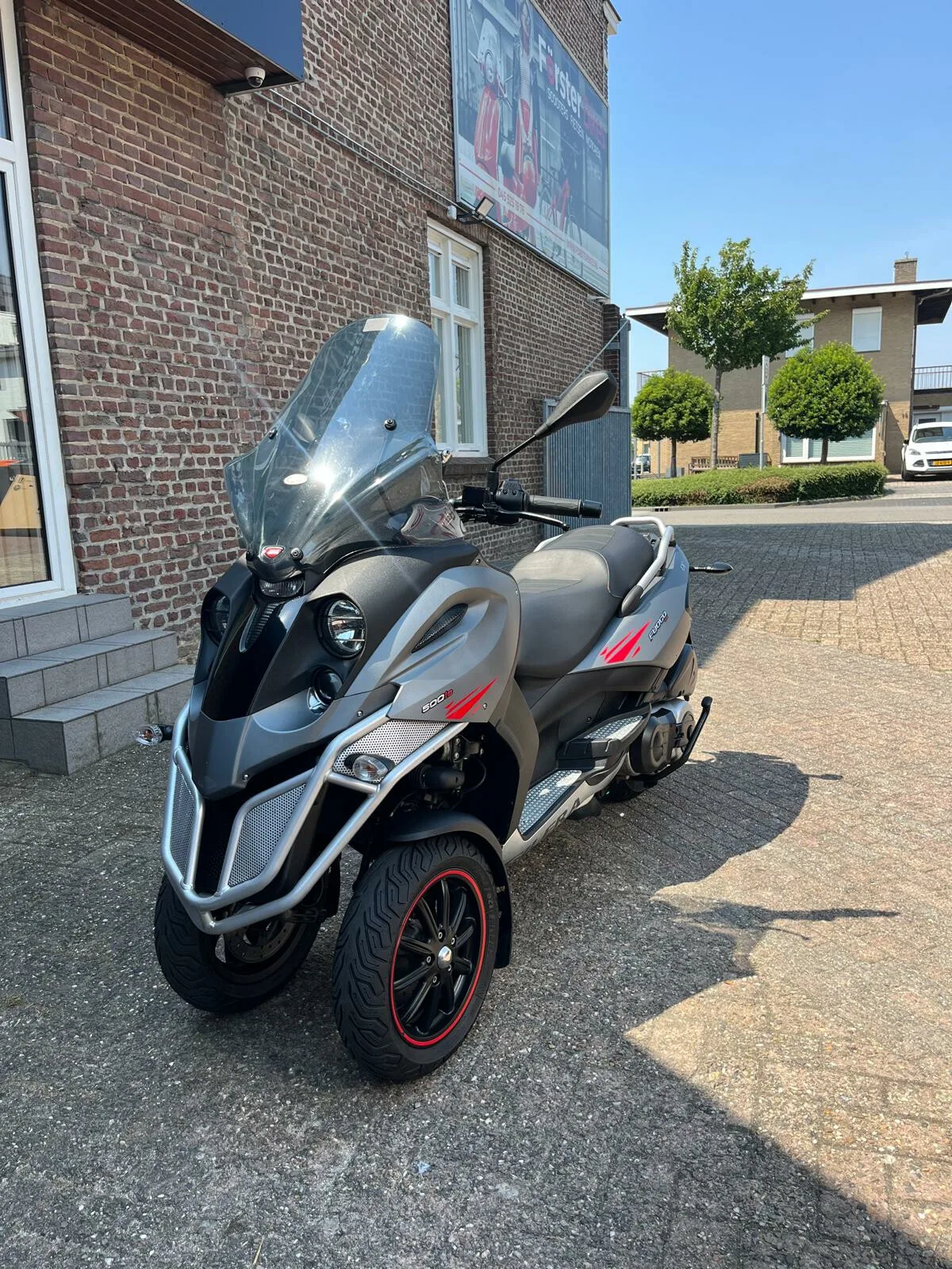 Gilera Fuoco 500cc LT MP3 (2014) — foto 1