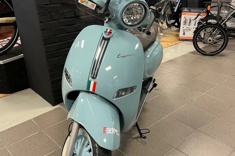 Vespa GTS (2020)