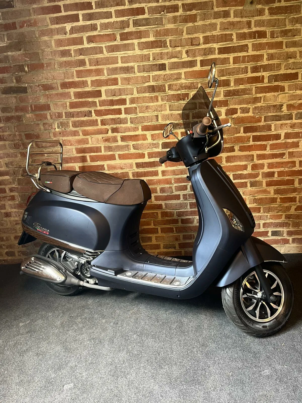 Vespa GTS (2018) — foto 1