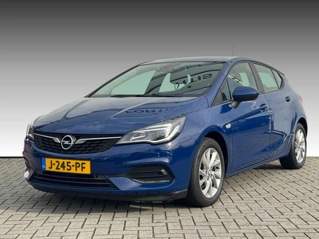 Opel Astra (2020) — foto 1