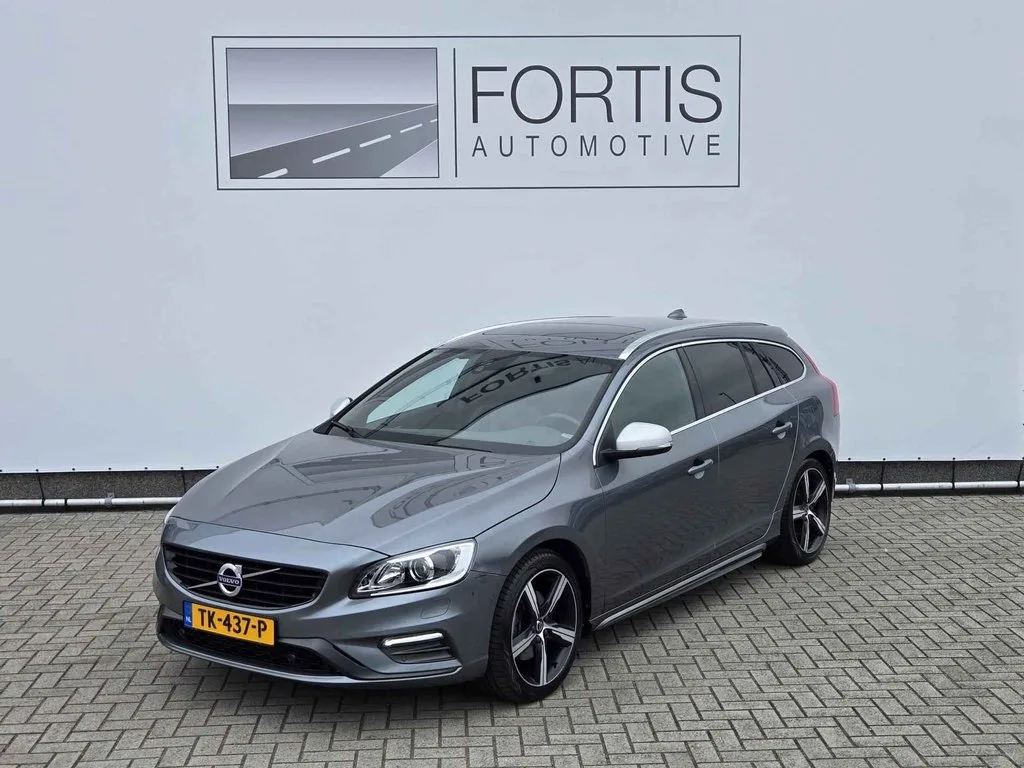 Volvo V60 (2018) — foto 1