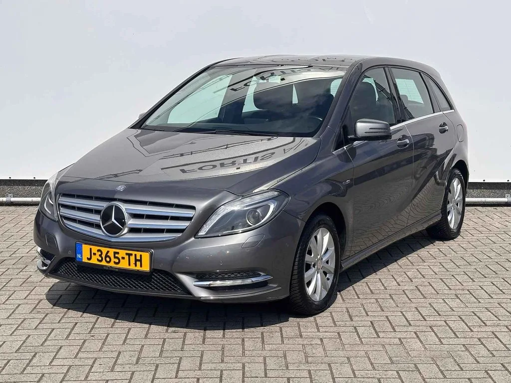 Mercedes-Benz B-Klasse (2012) — foto 1