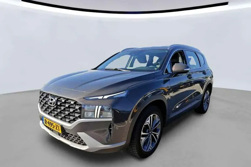 Hyundai Santa Fe (2023)