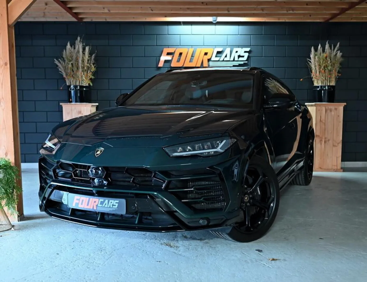 Lamborghini Urus (2019) — foto 1
