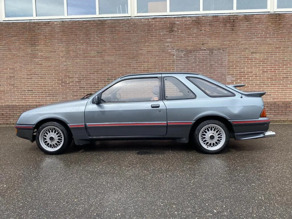 Ford Sierra (1985) — foto 1