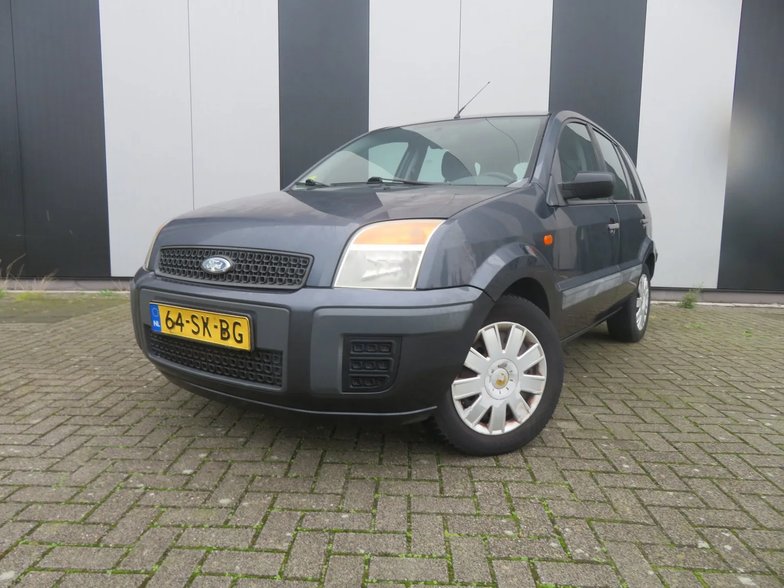 Ford Fusion (2006) — foto 1