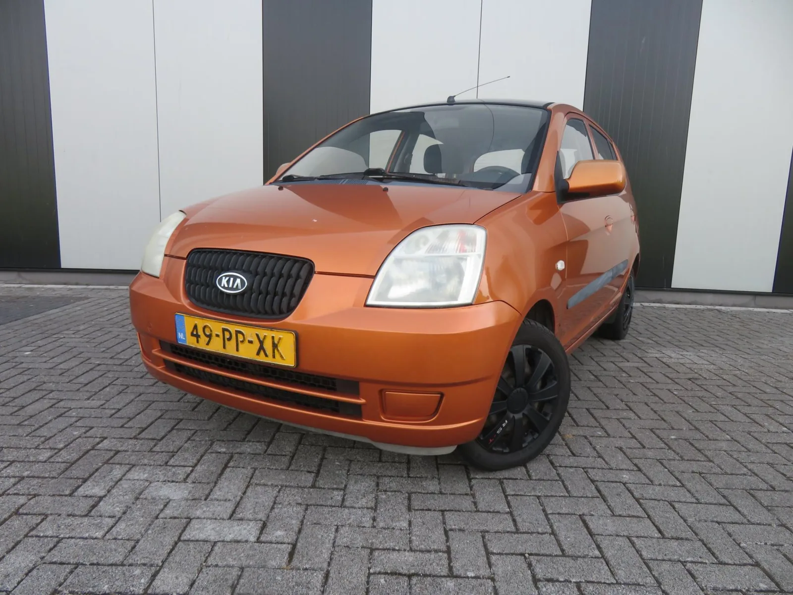 Kia Picanto (2004) — foto 1