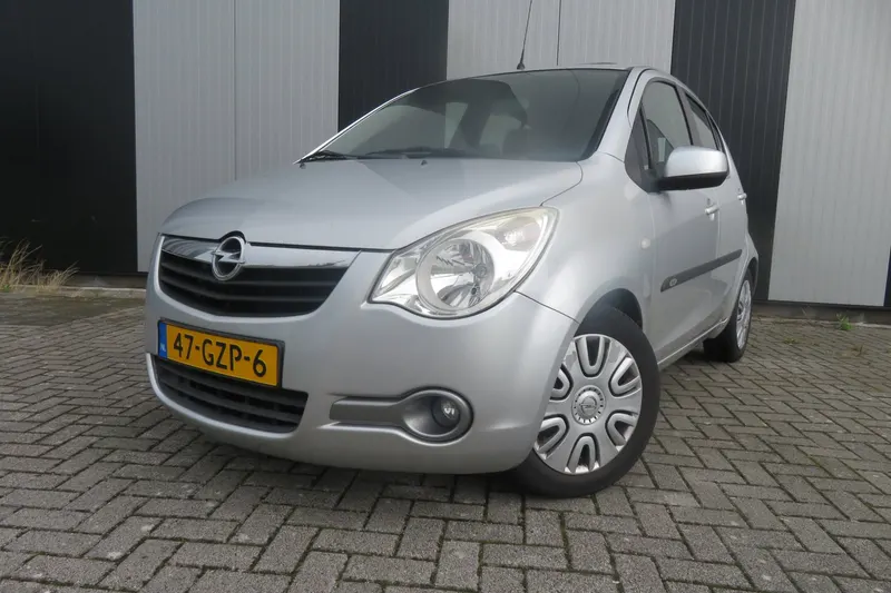 Opel Agila (2008)