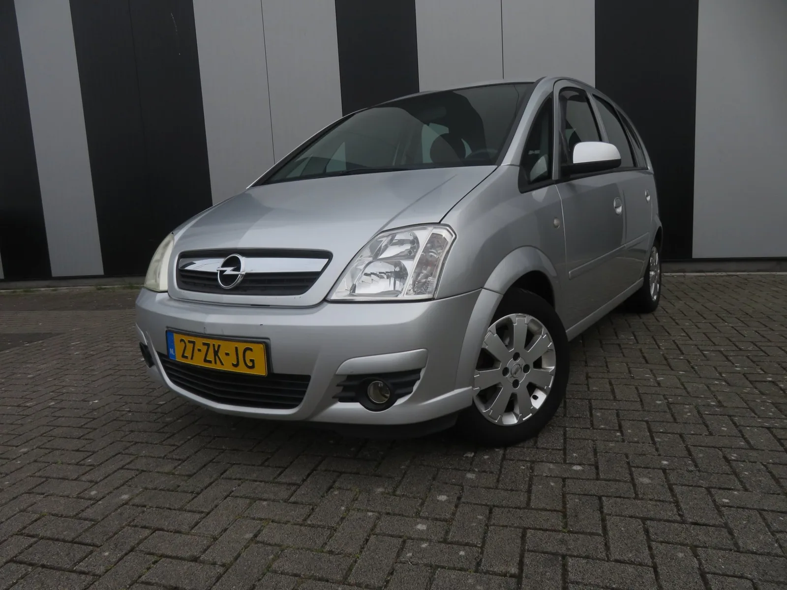 Opel Meriva (2008) — foto 1