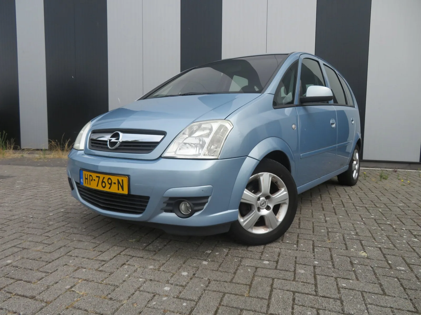 Opel Meriva (2008) — foto 1