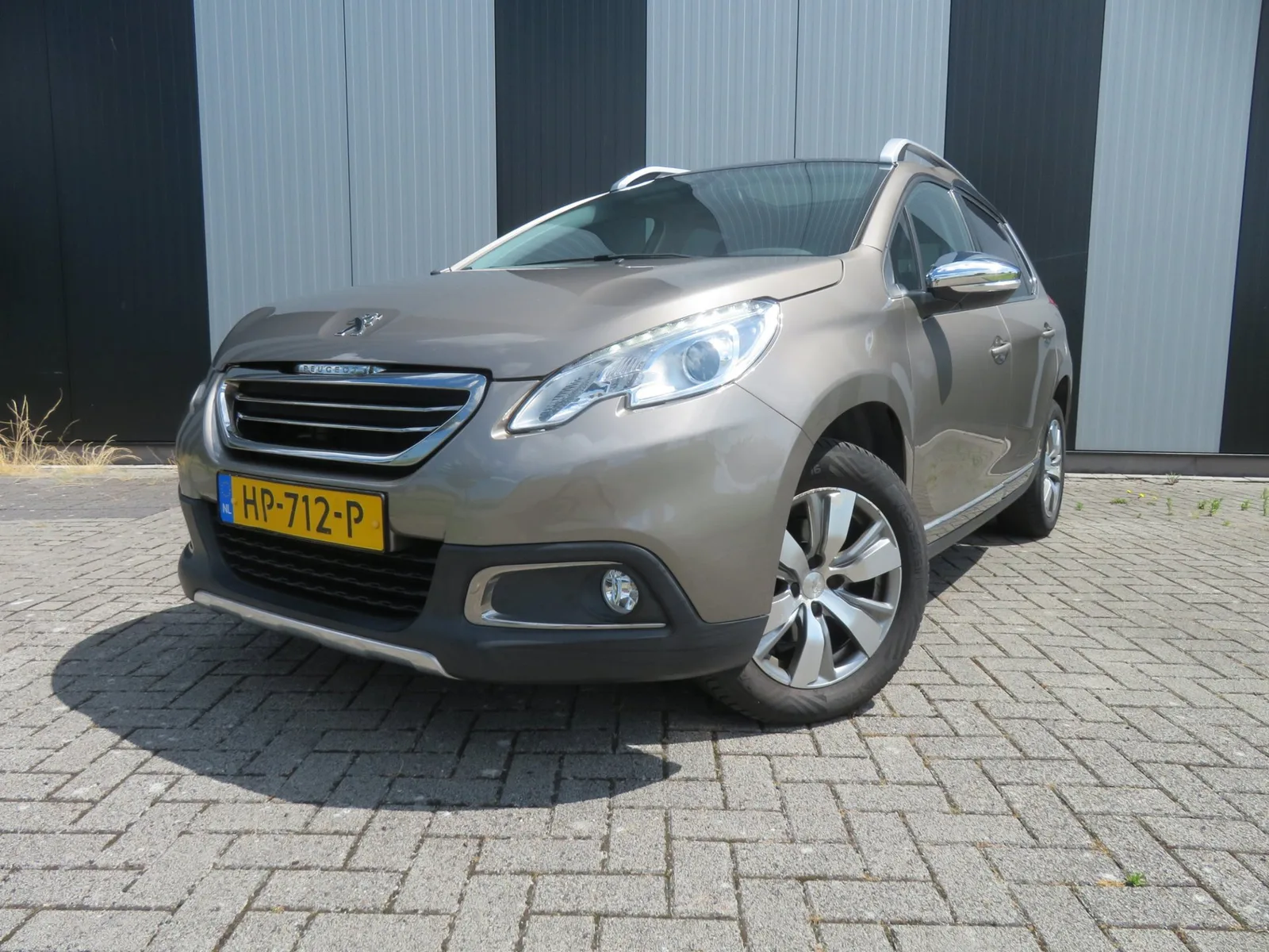 Peugeot 2008 (2015) — foto 1