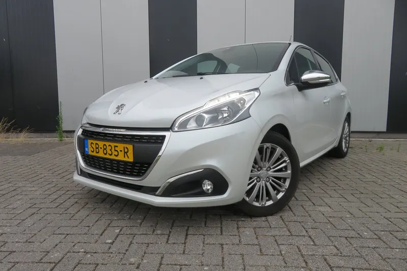 Peugeot 208 (2018)