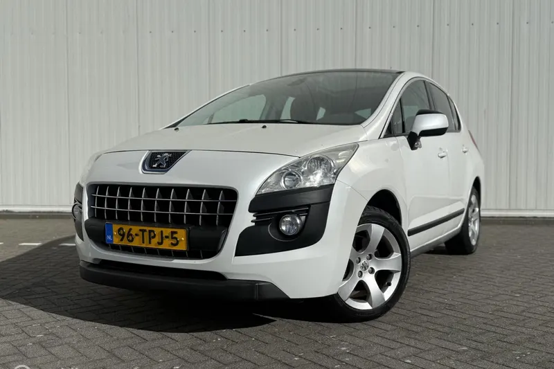 Peugeot 3008 (2011)