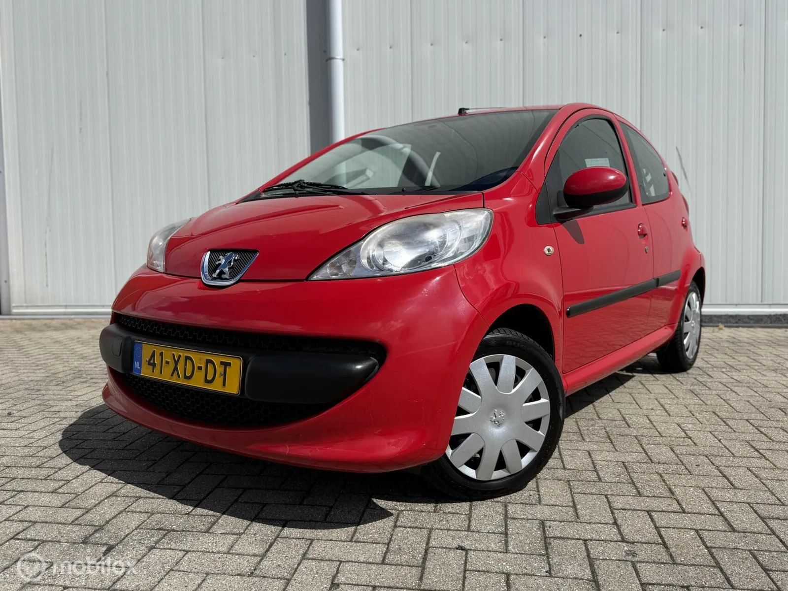 Peugeot 107 (2007) — foto 1