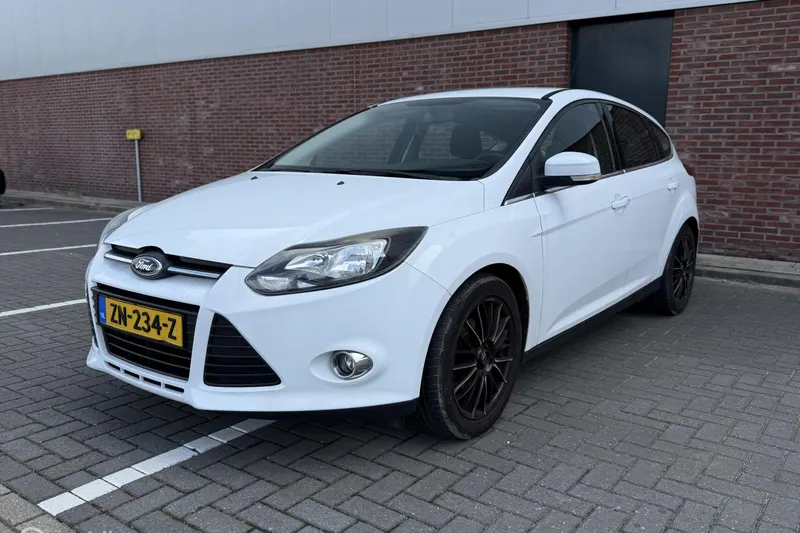 Ford Focus (2012)