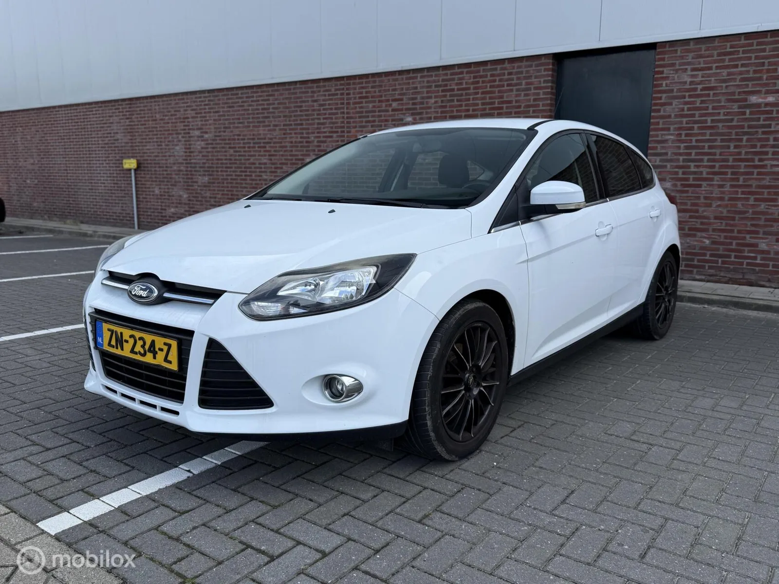 Ford Focus (2012) — foto 1