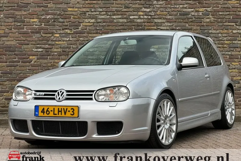 Volkswagen Golf (2003)
