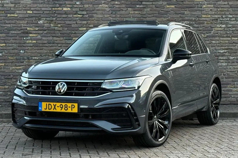 Volkswagen Tiguan (2022)