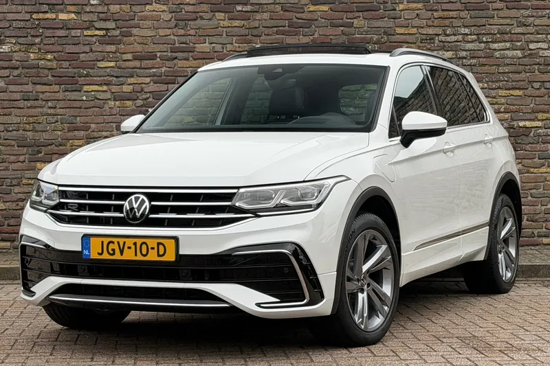 Volkswagen Tiguan (2022)