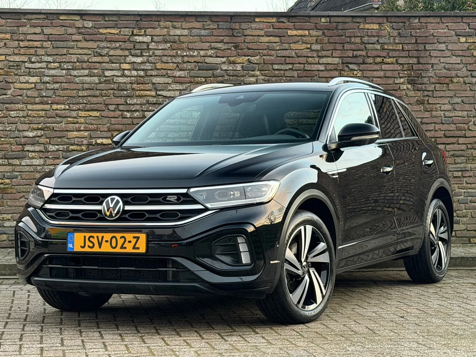 Volkswagen T-Roc (2022) — foto 1