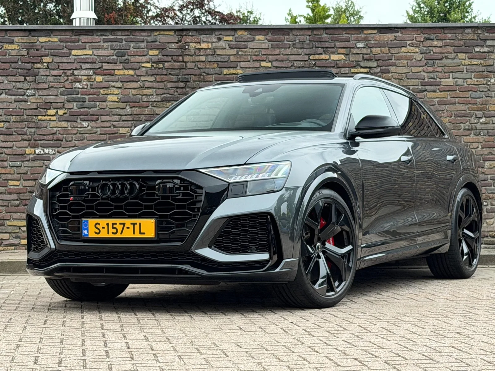 Audi RSQ8 (2021) — foto 1