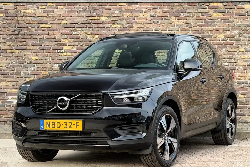 Volvo XC40 (2021)