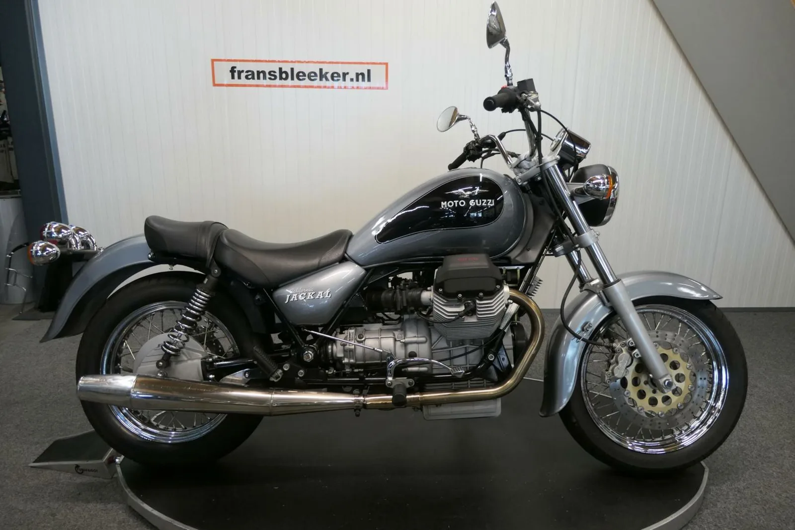 Moto Guzzi California (2000) — foto 1