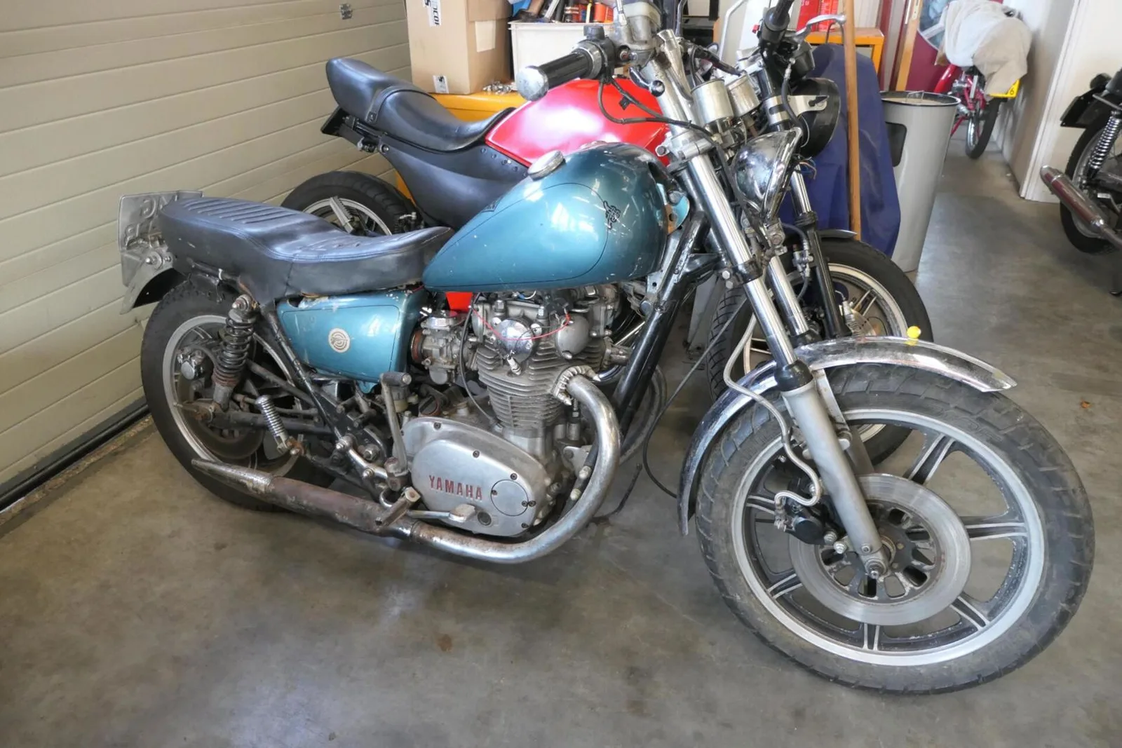 Yamaha XS 650 (1980) — foto 1