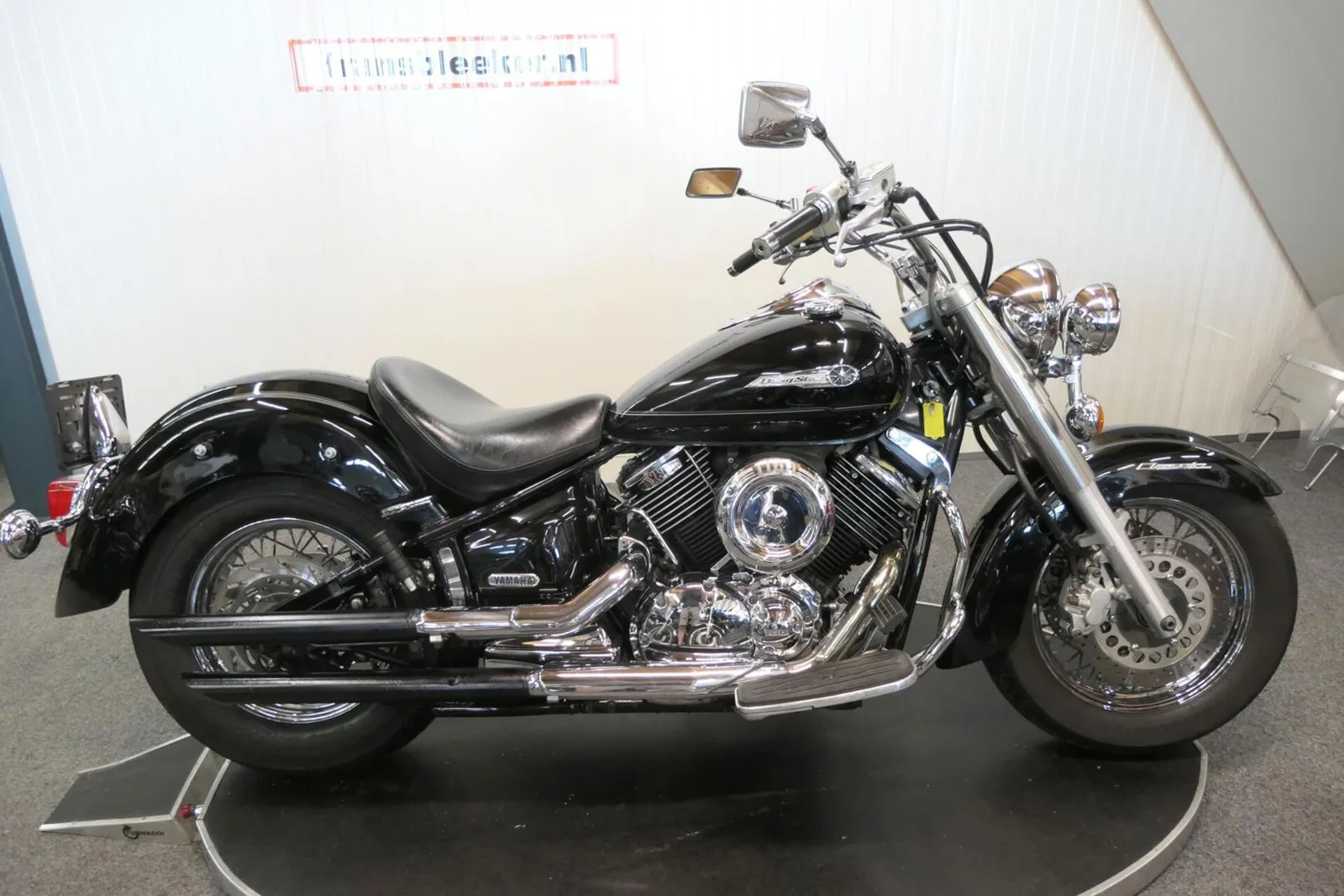 Yamaha XVS 1100 A Drag Star (2001) — foto 1