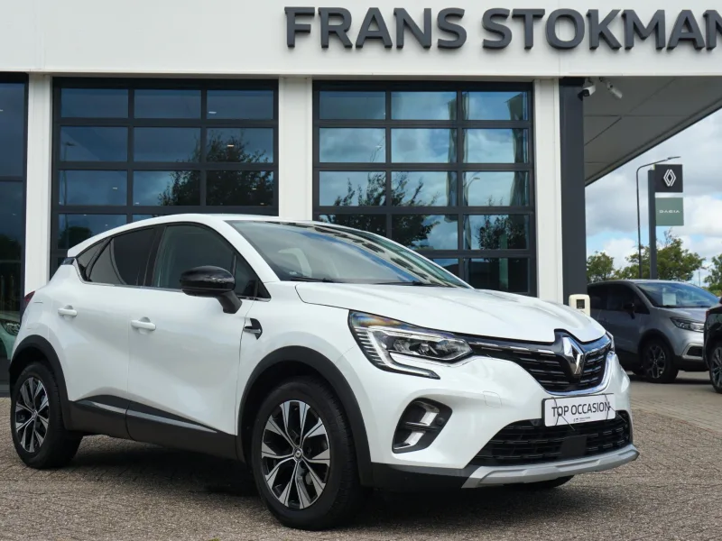 Renault Captur (2024) — foto 1
