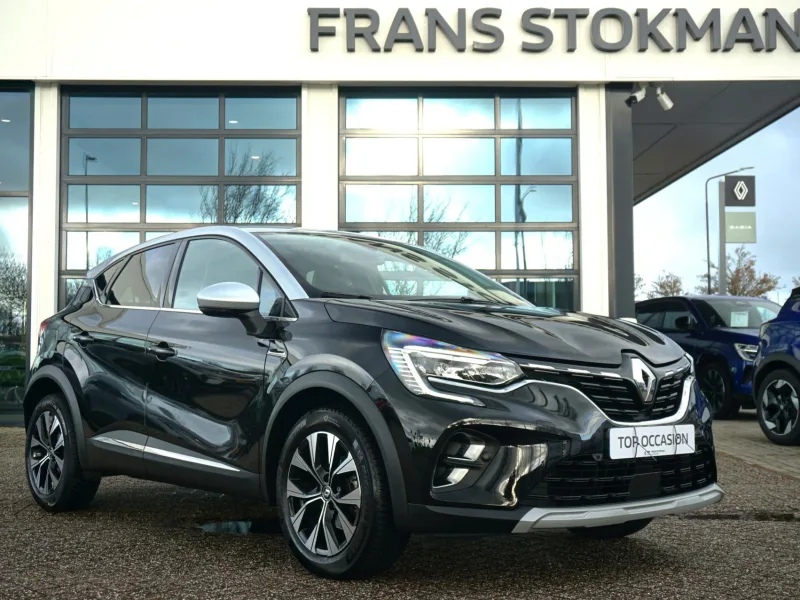 Renault Captur (2023) — foto 1