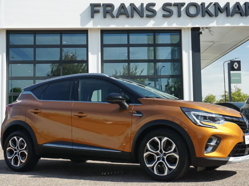 Renault Captur (2021) — foto 1