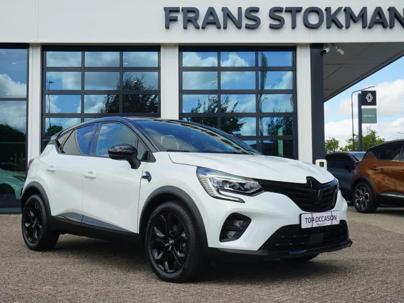 Renault Captur (2022) — foto 1