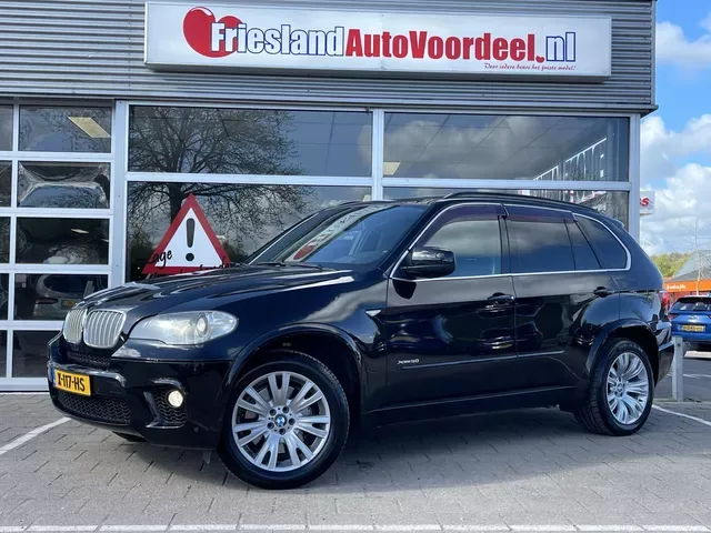 BMW X5 (2010) — foto 1