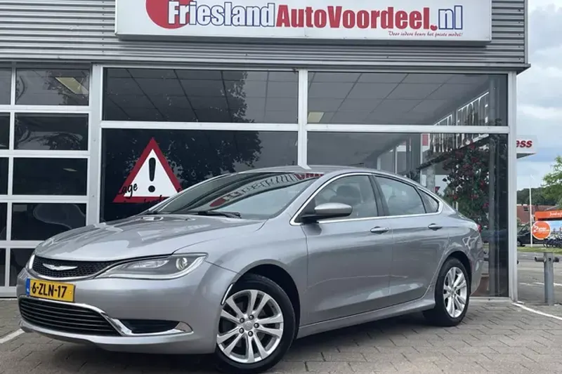 Chrysler 200 (2014)