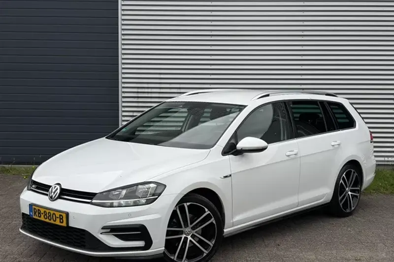 Volkswagen Golf (2017)